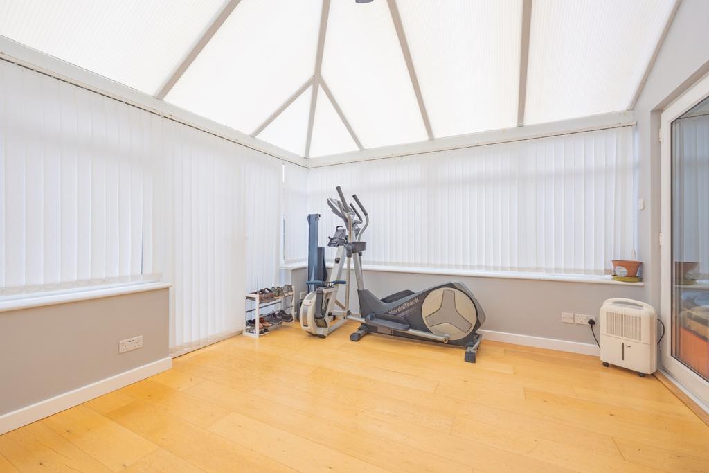 Ewemove Taunton Lynor Close (6)