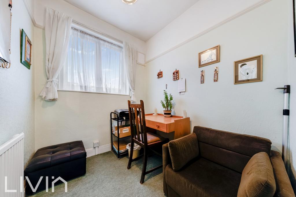 Canmore gardens, 35 37
