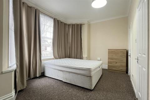 undefined, Camborne Road, Sutton SM2