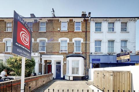 1 bedroom flat for sale, Blackstock Road, Finsbury Park