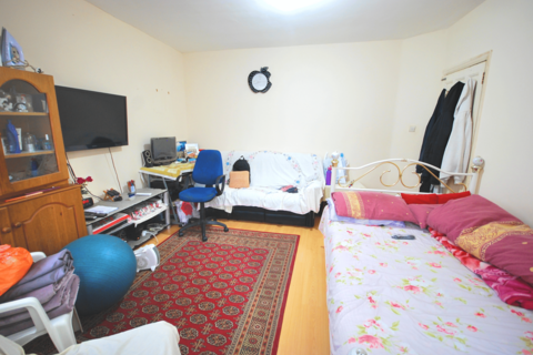 undefined, FLAT 1, 163 EALING ROAD