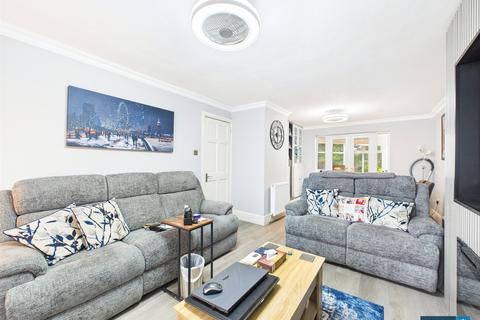 3 bedroom semi-detached house for sale, Cherry Tree Close, Ranskill, Retford, Nottinghamshire, DN22