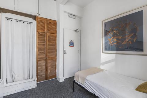 1 bedroom flat to rent, Castletown Road, West Kensington, London, W14