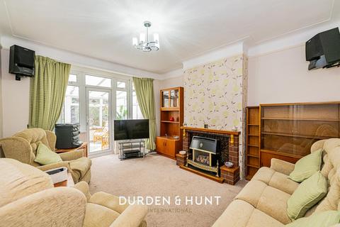 3 bedroom semi-detached house for sale, Salters Road, Walthamstow E17
