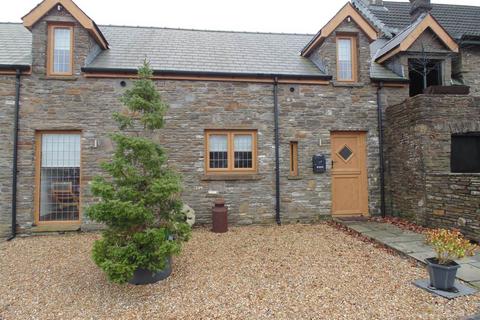 undefined, Y Stabl Penallta Isaf Farm, Ystrad Mynach CF82