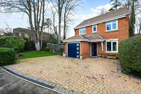 3 bedroom detached house for sale, Basingfield Close, Basingstoke RG24