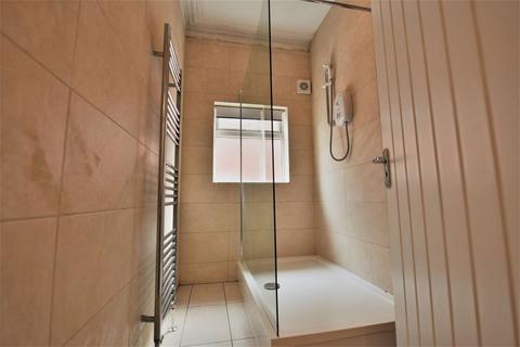 undefined, Headingley Avenue (5 Bed)