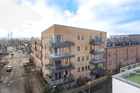 3 bedroom maisonette for sale, Manston Court, Walthamstow, E17