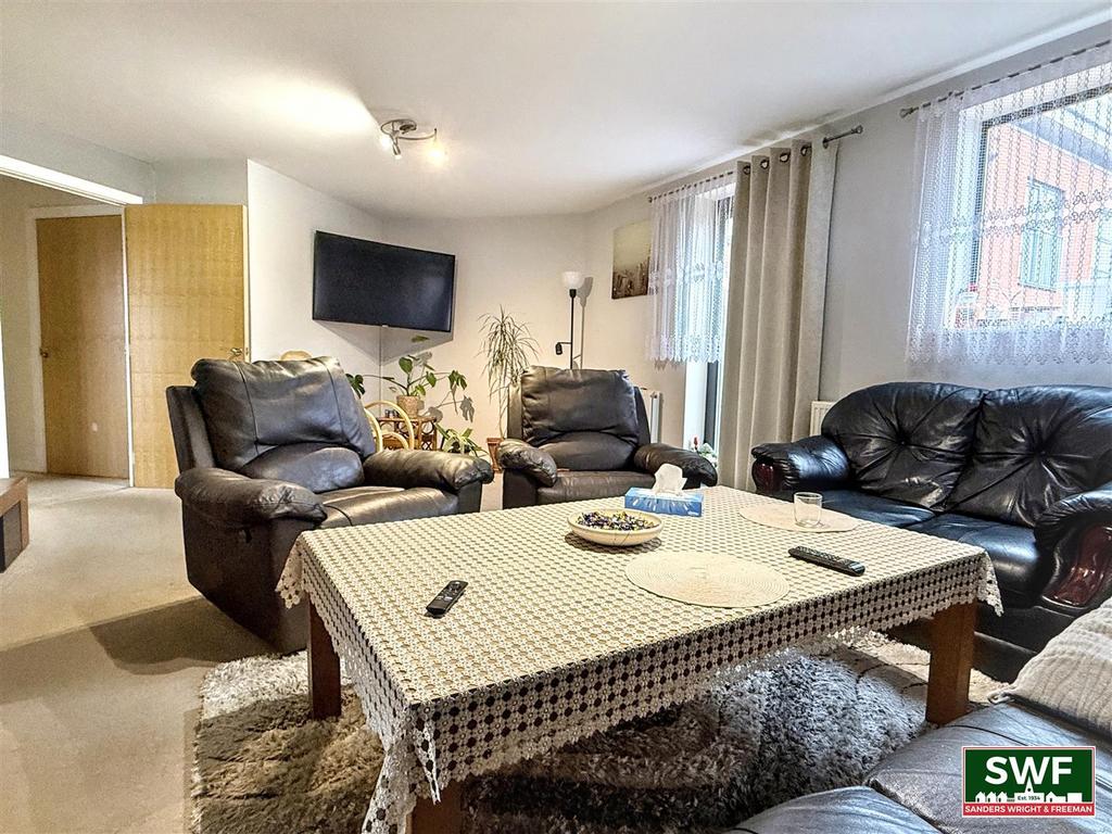 Living / dining room