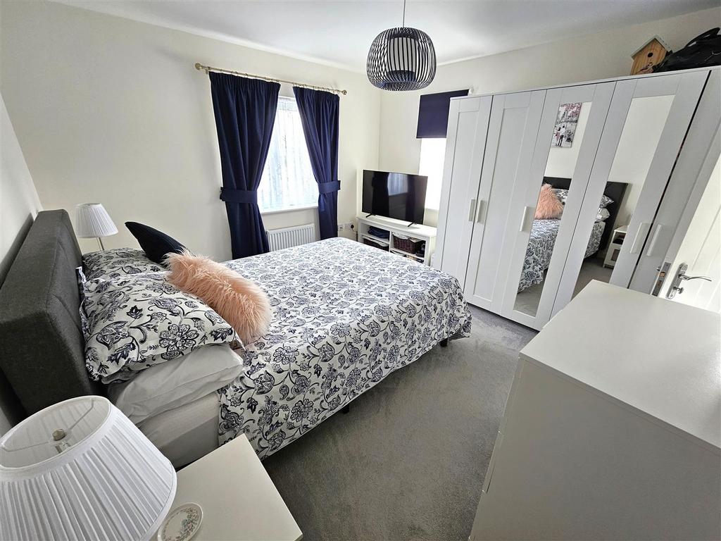 Master Bedroom.jpg
