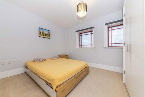 1 bedroom flat to rent, Highbury Stadium Square, London N5