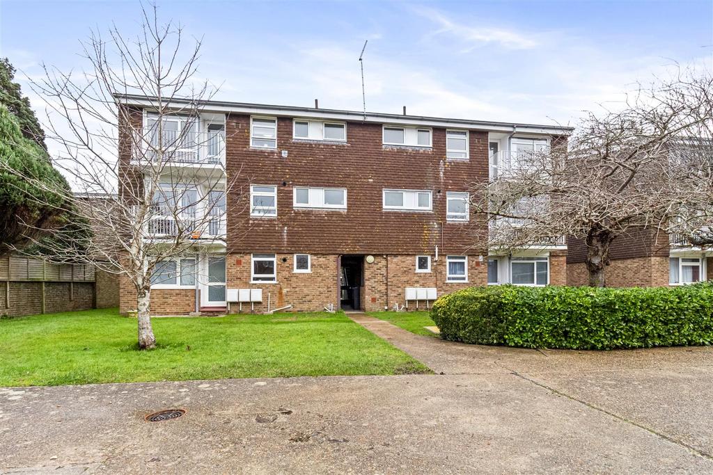 30 Dorchester Gardens-016.JPG