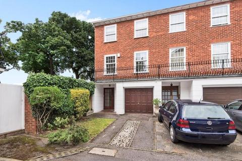 undefined, Richmond,  Surrey,  TW9