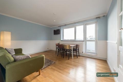 2 bedroom flat to rent, Scotts Road, Shepherds Bush, London, W12