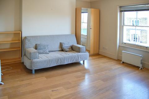 Studio to rent, Ravenscourt Road,  Ravenscourt Park, W6