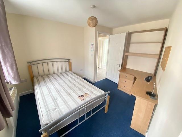 42a bedroom 1.jpg