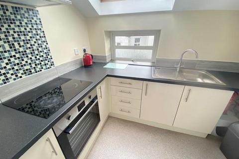 3 bedroom apartment to rent, Regent Street, Plymouth PL4
