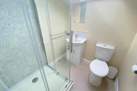 3 bedroom apartment to rent, Regent Street, Plymouth PL4