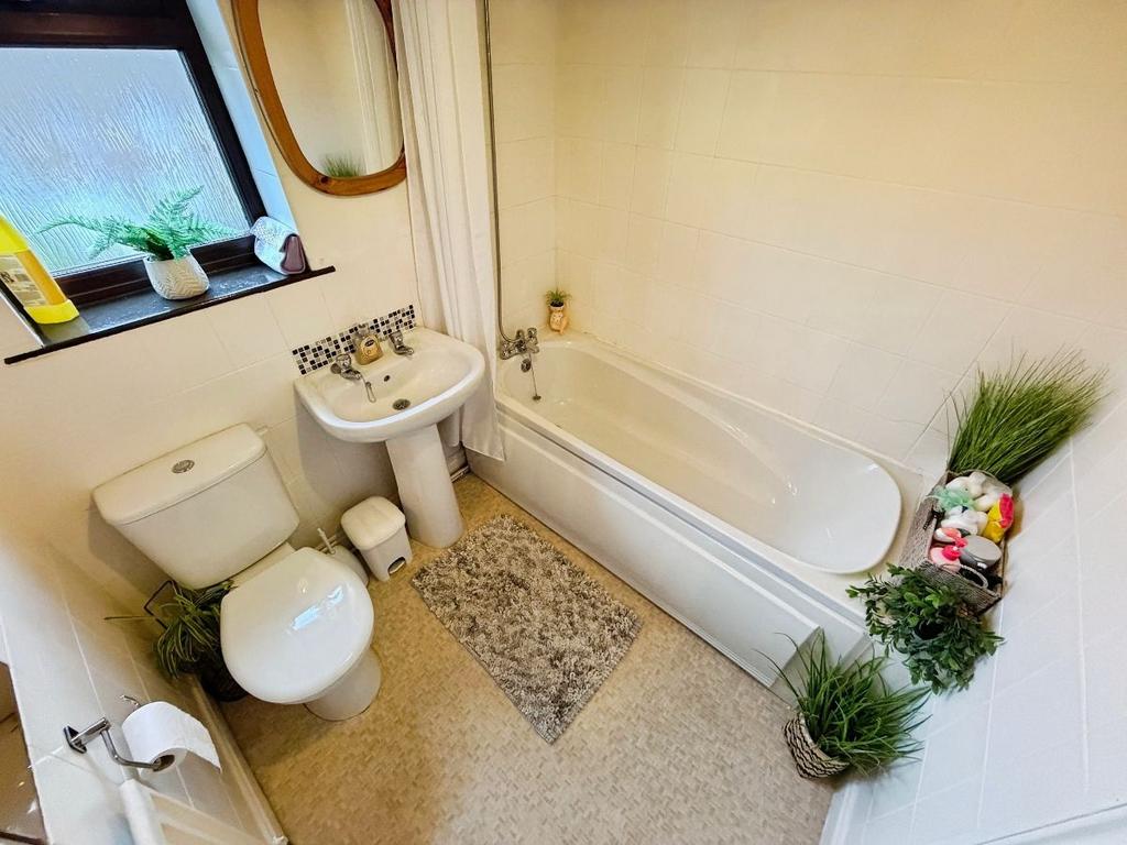 Family bathroom