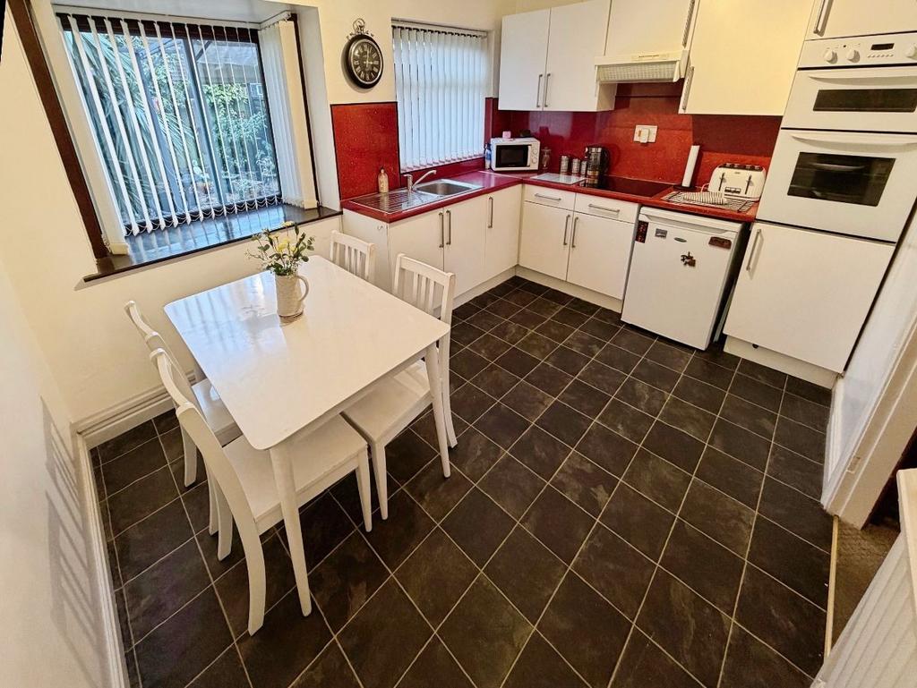 Kitchen diner