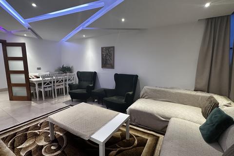 3 bedroom flat for sale, The Hyde Park Estates, W2