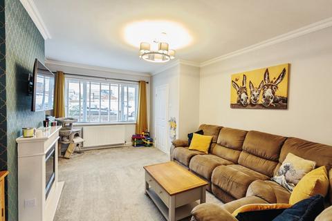 3 bedroom terraced house for sale, Curzon Road, Lytham St. Annes, FY8
