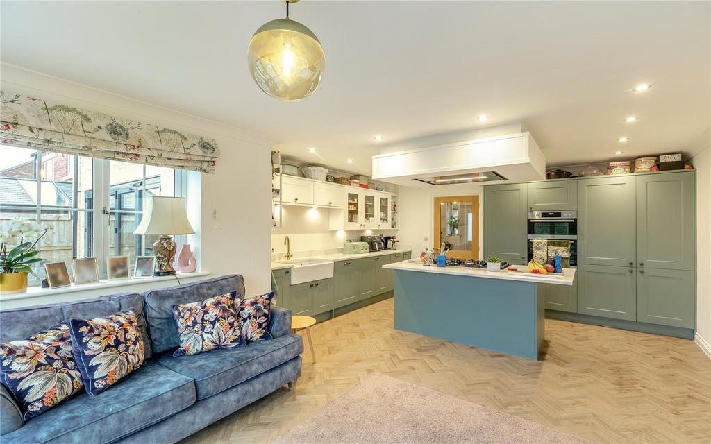 Kitchen/Family Room