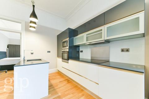 1 bedroom apartment to rent, Kendal Street, Connaught Village, W2