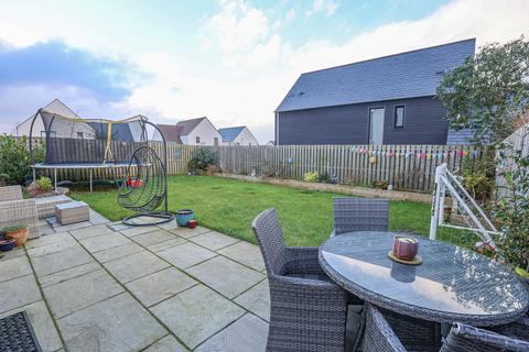 3 bedroom detached house for sale, Forest Heights, Halton, Lancaster