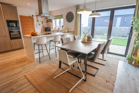 3 bedroom detached house for sale, Forest Heights, Halton, Lancaster