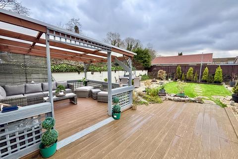3 bedroom semi-detached bungalow for sale, Graig Newydd, Godrergraig, Swansea.
