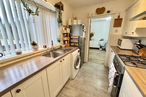 3 bedroom semi-detached bungalow for sale, Graig Newydd, Godrergraig, Swansea.