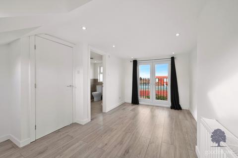undefined, Middleton Road, Surrey SM4