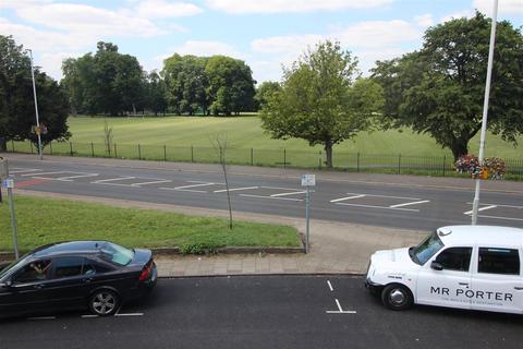 undefined, Dellfield Parade, Uxbridge
