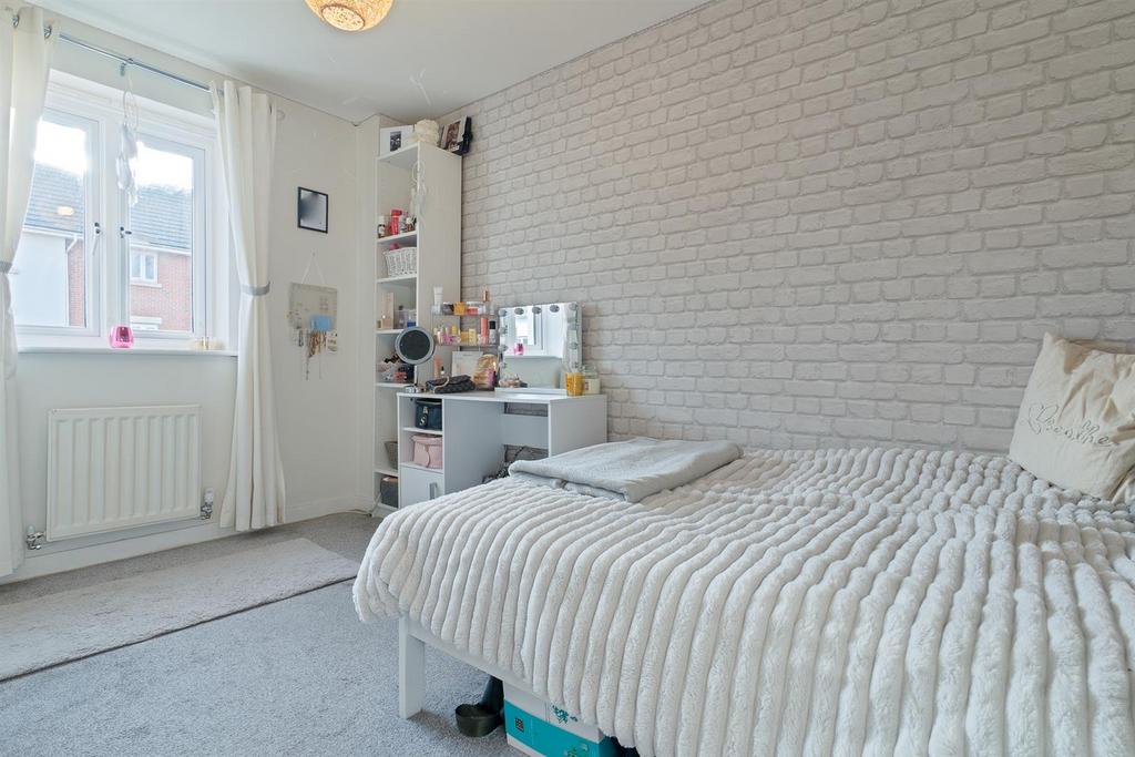 Bedroom 2..jpg