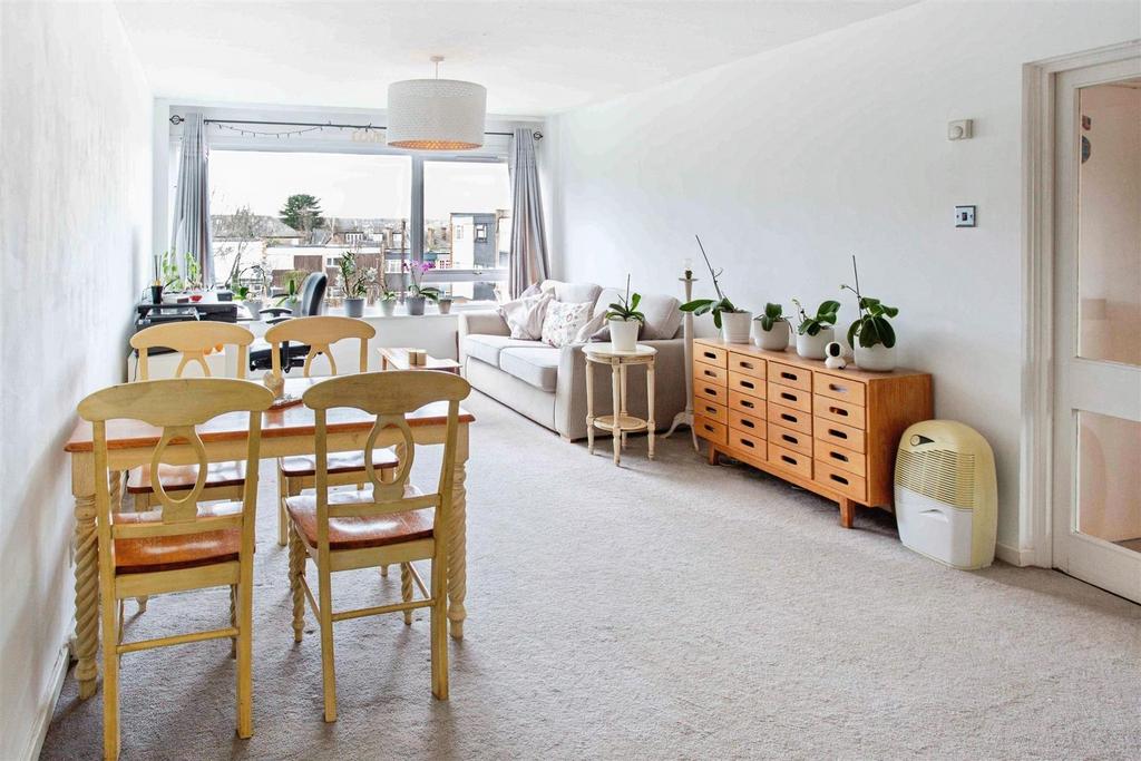 5b2d5496-LIVINGROOM.jpg