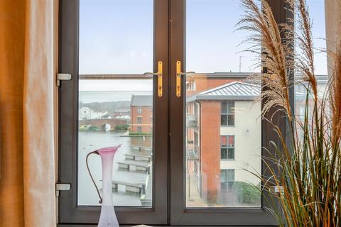 2 bedroom flat for sale, Larch Way, Stourport-On-Severn