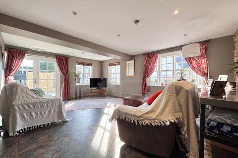 undefined, High Street, Shrivenham, SN6