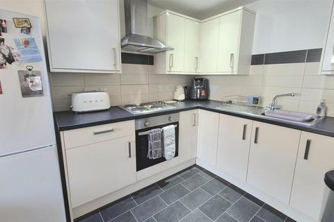 1 bedroom apartment to rent, Canterbury Court, Canterbury Road, Southsea