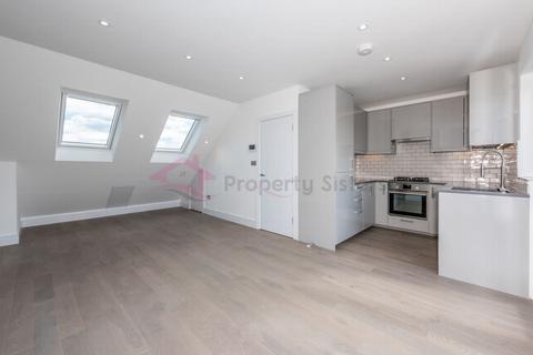 3 bedroom maisonette for sale, Hale Grove Gardens, Mill Hill, NW7