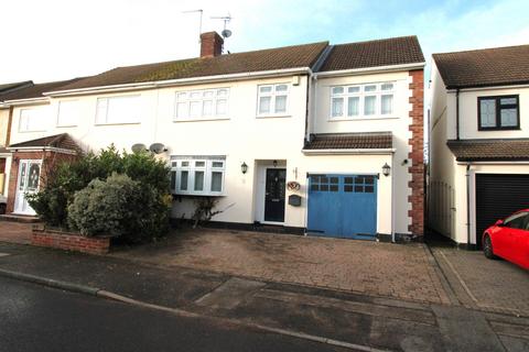 undefined, Longwood Close, Upminster RM14
