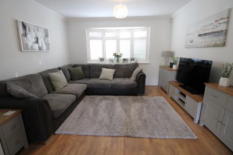 undefined, Longwood Close, Upminster RM14