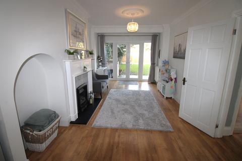 undefined, Longwood Close, Upminster RM14