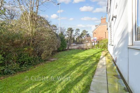 undefined, Wood Street, East Grinstead, West Sussex