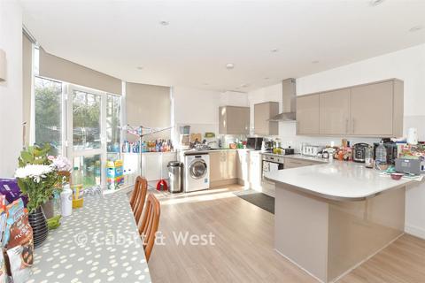 undefined, Wood Street, East Grinstead, West Sussex