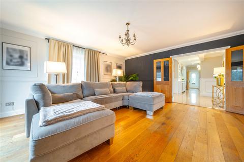 5 bedroom detached house for sale, Ongar Close, Surrey KT15