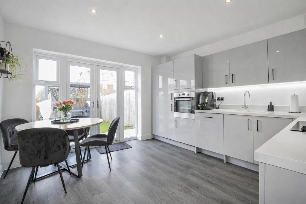 Lime Way New Kitchen 3.jpg