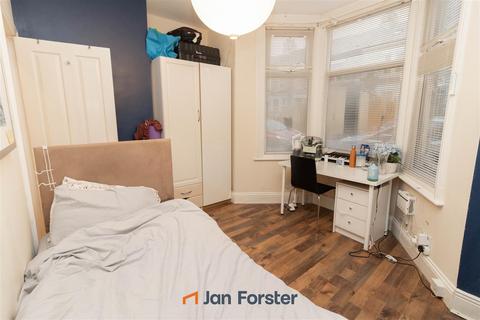 2 bedroom ground floor flat for sale, Meldon Terrace, Newcastle Upon Tyne