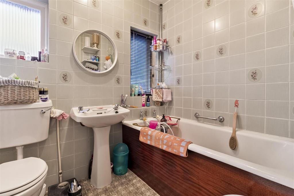 44 Offington Avenue-010.JPG