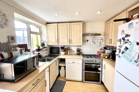 3 bedroom terraced house for sale, Angus Close, Chessington, Surrey. KT9 2BW